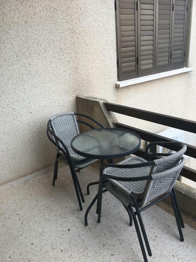Christos Apartments Dhrousha Exterior photo
